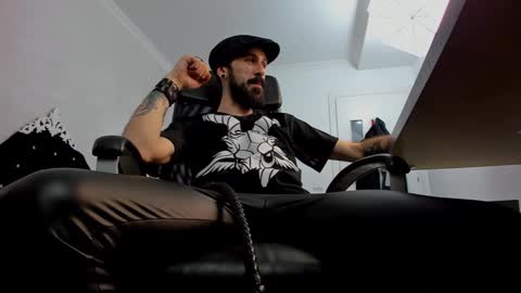 Snapshot of axelcolton chatting on 2, 1, 2025 AxelColton online show from 2, 1, 2025