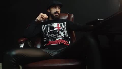 Snapshot of axelcolton chatting on 10, 1, 2025 AxelColton online show from 10, 1, 2025