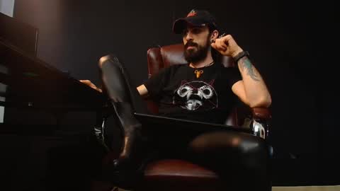 Snapshot of axelcolton chatting on 15, 1, 2025 AxelColton online show from 15, 1, 2025