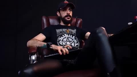Snapshot of axelcolton chatting on 20, 1, 2025 AxelColton online show from 20, 1, 2025