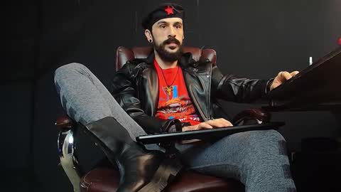 Snapshot of axelcolton chatting on 21, 1, 2025 AxelColton online show from 21, 1, 2025