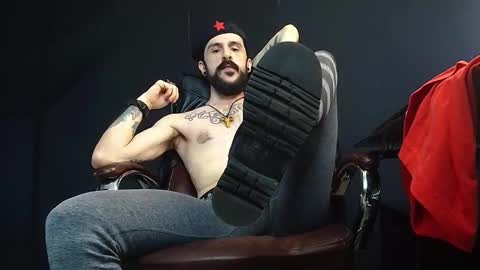 Snapshot of axelcolton chatting on 21, 1, 2025 AxelColton online show from 21, 1, 2025