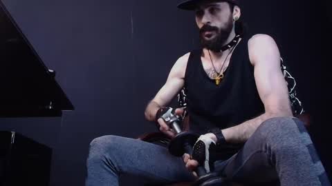 Snapshot of axelcolton chatting on 28, 1, 2025 AxelColton online show from 28, 1, 2025