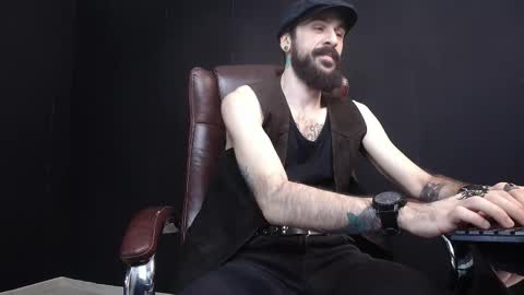 Snapshot of axelcolton chatting on 12, 2, 2025 AxelColton online show from 12, 2, 2025