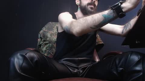 Snapshot of axelcolton chatting on 22, 2, 2025 AxelColton online show from 22, 2, 2025