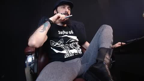 Snapshot of axelcolton chatting on 25, 2, 2025 AxelColton online show from 25, 2, 2025