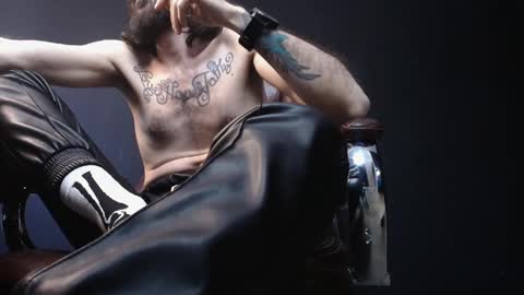 Snapshot of axelcolton chatting on 3, 3, 2025 AxelColton online show from 3, 3, 2025