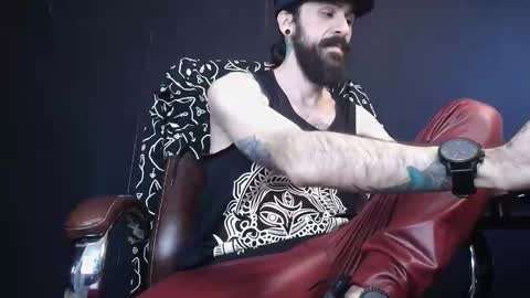 Snapshot of axelcolton chatting on 9, 3, 2025 AxelColton online show from 9, 3, 2025