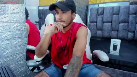 Axell Cross2 online show from 17, 2, 2025