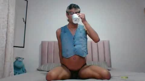 Axel  online show from 13, 12, 2024