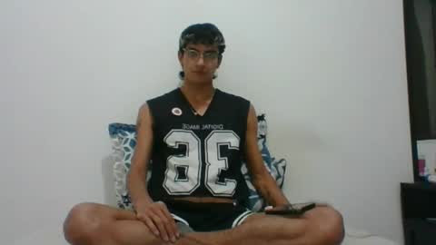 Axel  online show from 11, 3, 2025