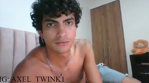 Axel  online show from 25, 9, 2025