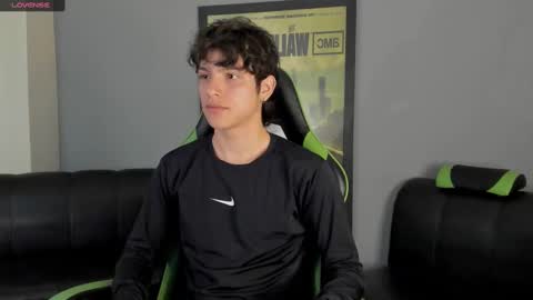 Axel Raven online show from 7, 1, 2025