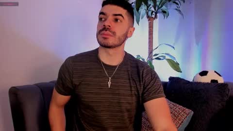 Axel Thompsom online show from 16, 12, 2025