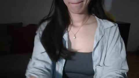 axue online show from 4, 12, 2025