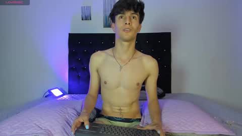 Snapshot of axxxel_twink chatting on 27, 2, 2026 Axxxel online show from 27, 2, 2026