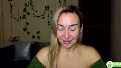 Jully online show from 2, 12, 2025