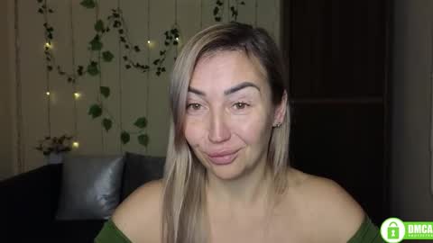 Jully online show from 16, 12, 2025