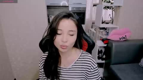 Aya Moon online show from 1, 10, 2025