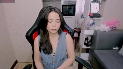 Aya Moon online show from 6, 10, 2025