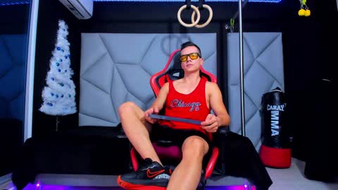 Snapshot of aydenmillerdom chatting on 6, 12, 2024 Ayden Miller online show from 6, 12, 2024