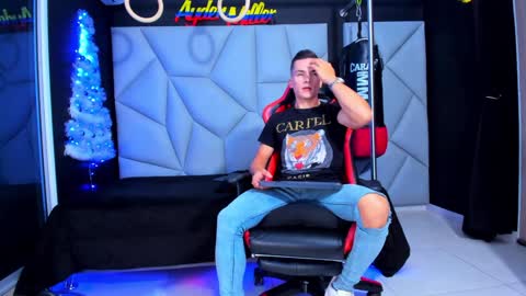 Snapshot of aydenmillerdom chatting on 28, 12, 2024 Ayden Miller online show from 28, 12, 2024