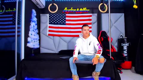 Snapshot of aydenmillerdom chatting on 31, 12, 2024 Ayden Miller online show from 31, 12, 2024