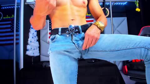 Snapshot of aydenmillerdom chatting on 31, 12, 2024 Ayden Miller online show from 31, 12, 2024