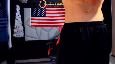 Snapshot of aydenmillerdom chatting on 3, 1, 2025 Ayden Miller online show from 3, 1, 2025