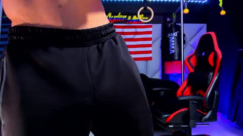 Snapshot of aydenmillerdom chatting on 28, 1, 2025 Ayden Miller online show from 28, 1, 2025