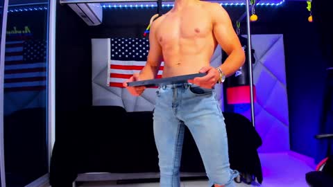 Snapshot of aydenmillerdom chatting on 30, 1, 2025 Ayden Miller online show from 30, 1, 2025