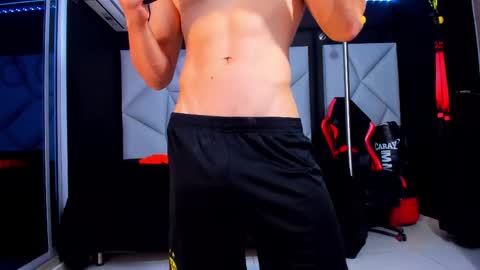 Snapshot of aydenmillerdom chatting on 24, 2, 2025 Ayden Miller online show from 24, 2, 2025