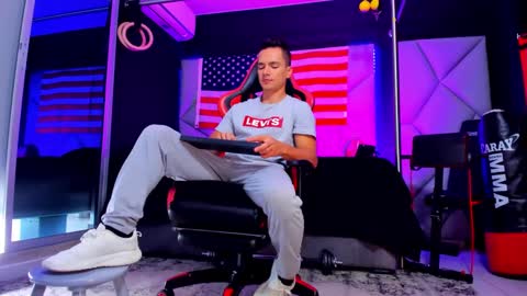 Snapshot of aydenmillerdom chatting on 16, 9, 2025 Ayden Miller online show from 16, 9, 2025