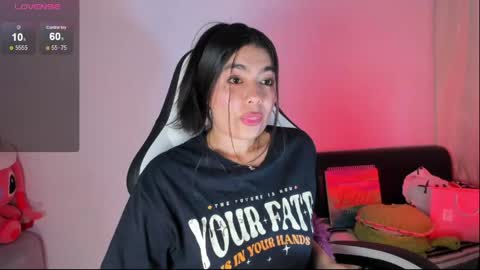 Snapshot of aylenmiller_ chatting on 22, 5, 2026 Aylen online show from 22, 5, 2026