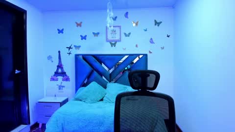 Aylin online show from 28, 12, 2024