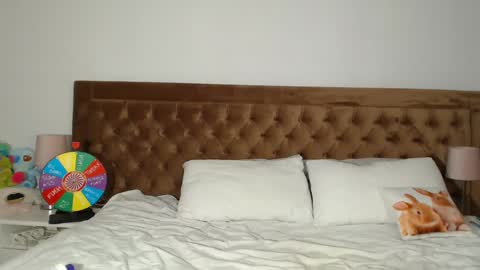 Aylin online show from 6, 1, 2025