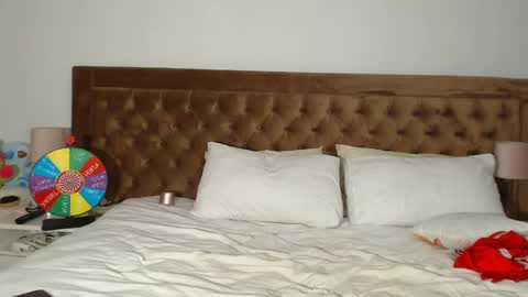 Aylin online show from 9, 1, 2025