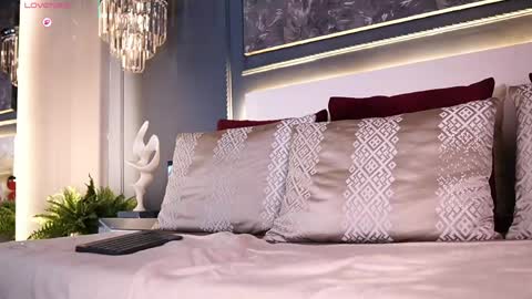 Aylin Millerxs online show from 22, 4, 2026