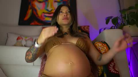 Ayra L online show from 17, 11, 2025