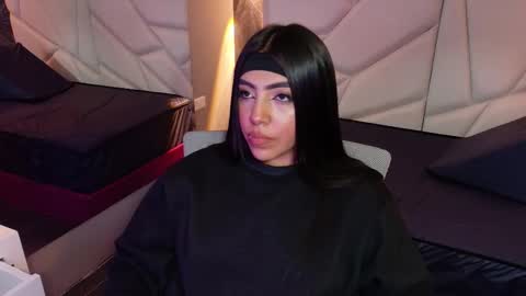 Aysel online show from 5, 10, 2025