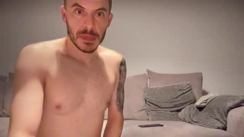 HotwifeAysha online show from 15, 2, 2026