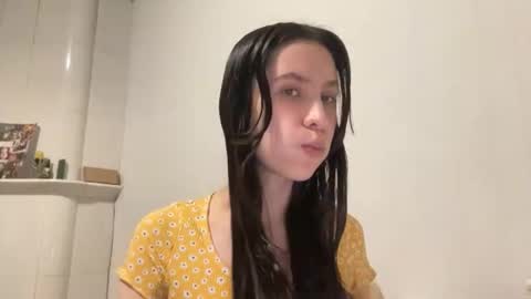 Snapshot of ayyababys chatting on 6, 6, 2026 angel ayya online show from 6, 6, 2026