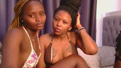 Snapshot of azalea46 chatting on 16, 12, 2025 Azalea online show from 16, 12, 2025