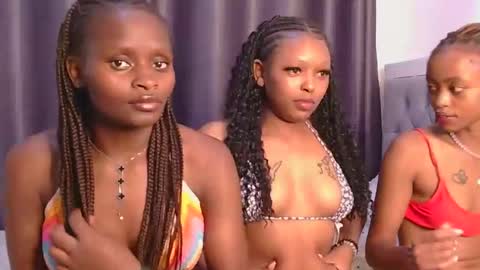 Snapshot of azalea46 chatting on 6, 1, 2026 Azalea online show from 6, 1, 2026