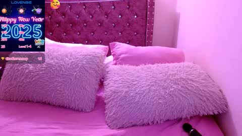 Snapshot of azamy_12 chatting on 8, 1, 2025 Amanda online show from 8, 1, 2025