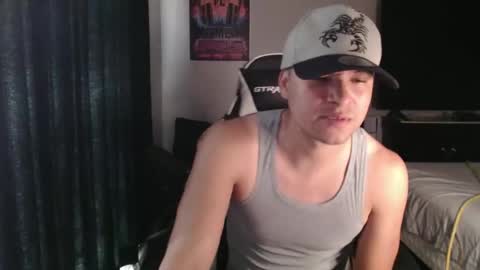 azell19 online show from 8, 6, 2026