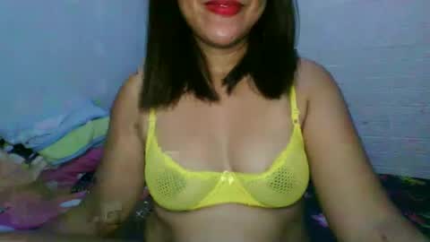 Snapshot of azelliya2018 chatting on 25, 4, 2026 azelliya2018 online show from 25, 4, 2026