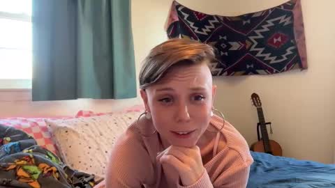 Snapshot of azeraika chatting on 20, 11, 2025 Azerai online show from 20, 11, 2025