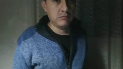 Snapshot of azerothxv chatting on 9, 3, 2025 azerothxv online show from 9, 3, 2025