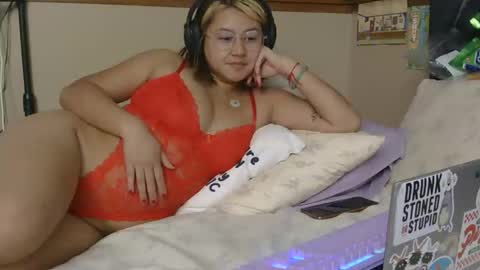 Snapshot of aznp1ea5er chatting on 3, 6, 2026 aznp1ea5er online show from 3, 6, 2026